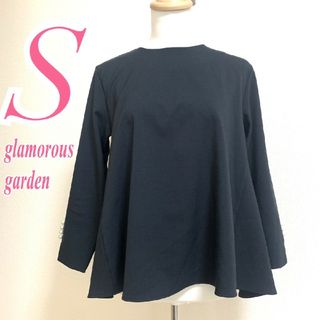 グラマラスガーデン(GLAMOROUS GARDEN)のグラマラスガーデン　ブラウス　S　ネイビー　パール　オフィスカジュアル　ポリ(シャツ/ブラウス(長袖/七分))