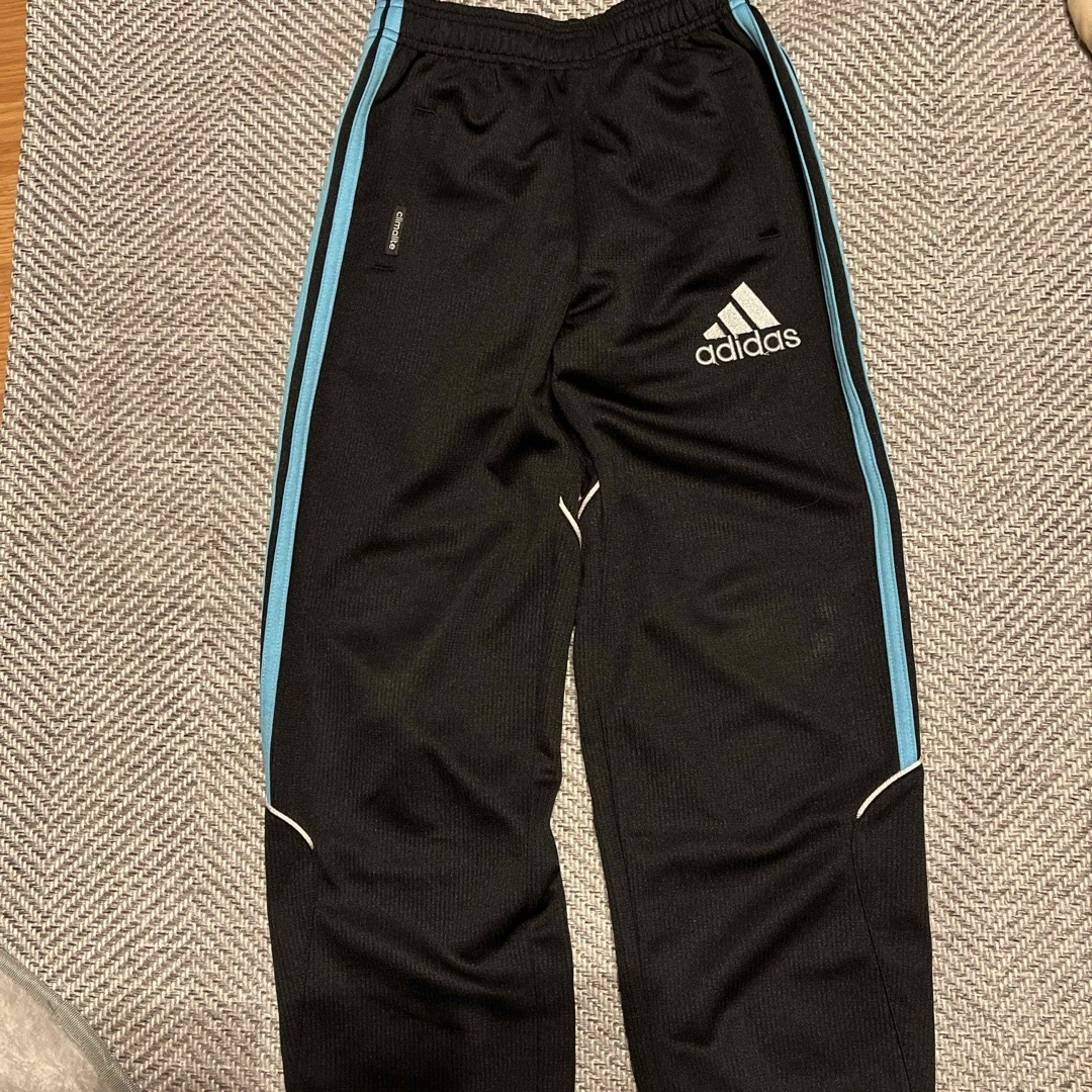 adidas(アディダス)のadidas  ジャージ　120㎝ キッズ/ベビー/マタニティのキッズ服女の子用(90cm~)(その他)の商品写真