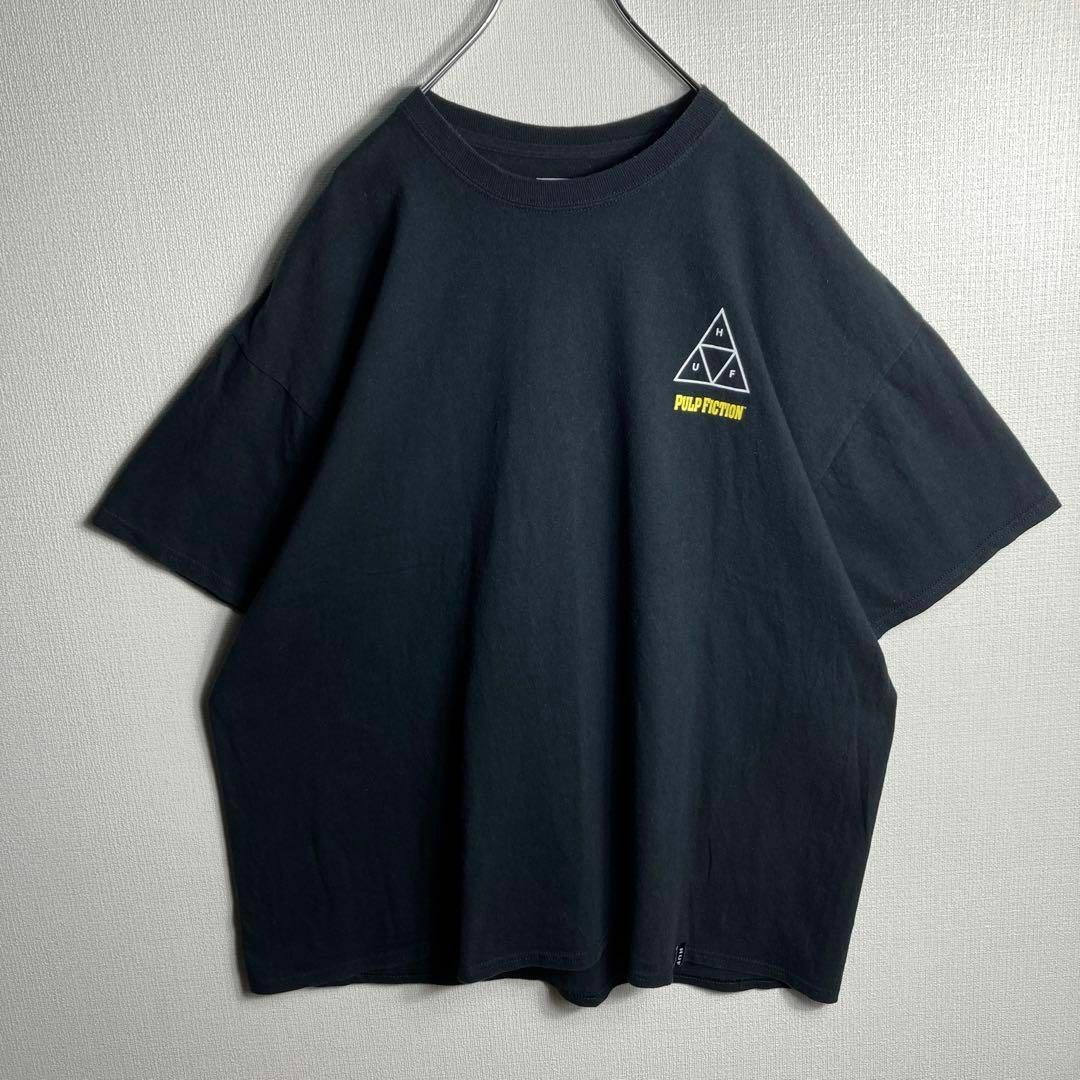 HUF(ハフ)の【美品】ハフ　パルプフィクション　Tシャツ　希少2XLサイズ　人気デザイン メンズのトップス(Tシャツ/カットソー(半袖/袖なし))の商品写真