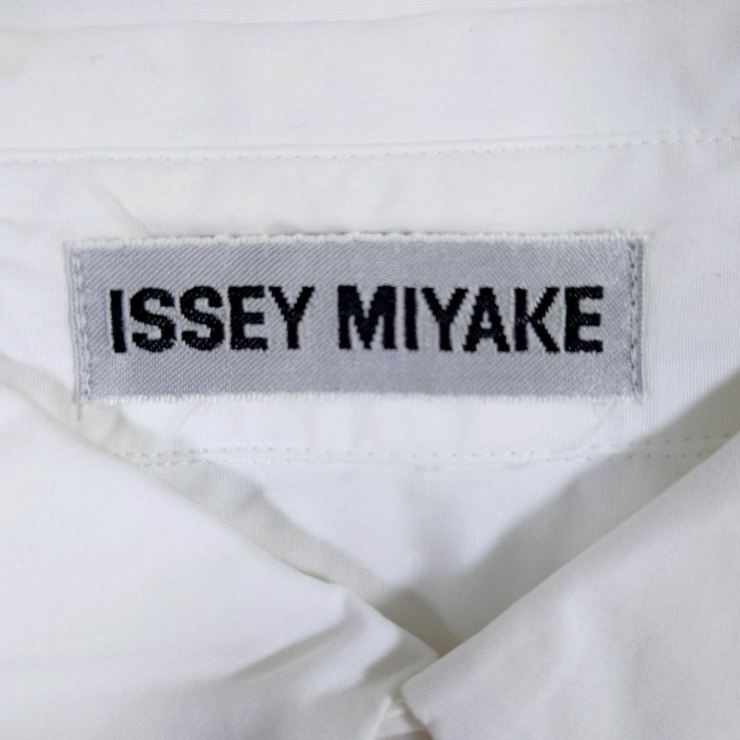 ISSEY MIYAKE(イッセイミヤケ)のISSEY MIYAKE コードデザイン長袖シャツ レディースのトップス(シャツ/ブラウス(長袖/七分))の商品写真