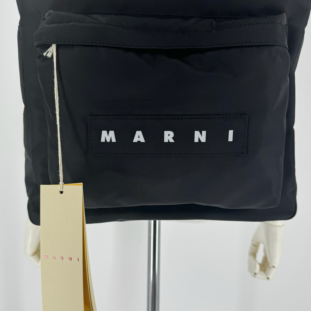 Marni(マルニ)の新品　MARNI マルニ　バックパック　ブラック　マザーズバッグ　アウトドア レディースのバッグ(リュック/バックパック)の商品写真