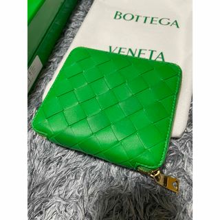 ボッテガヴェネタ(Bottega Veneta)の【1回のみ使用】ほぼ未使用品 ボッテガヴェネタ　イントレチャート　グリーン(折り財布)