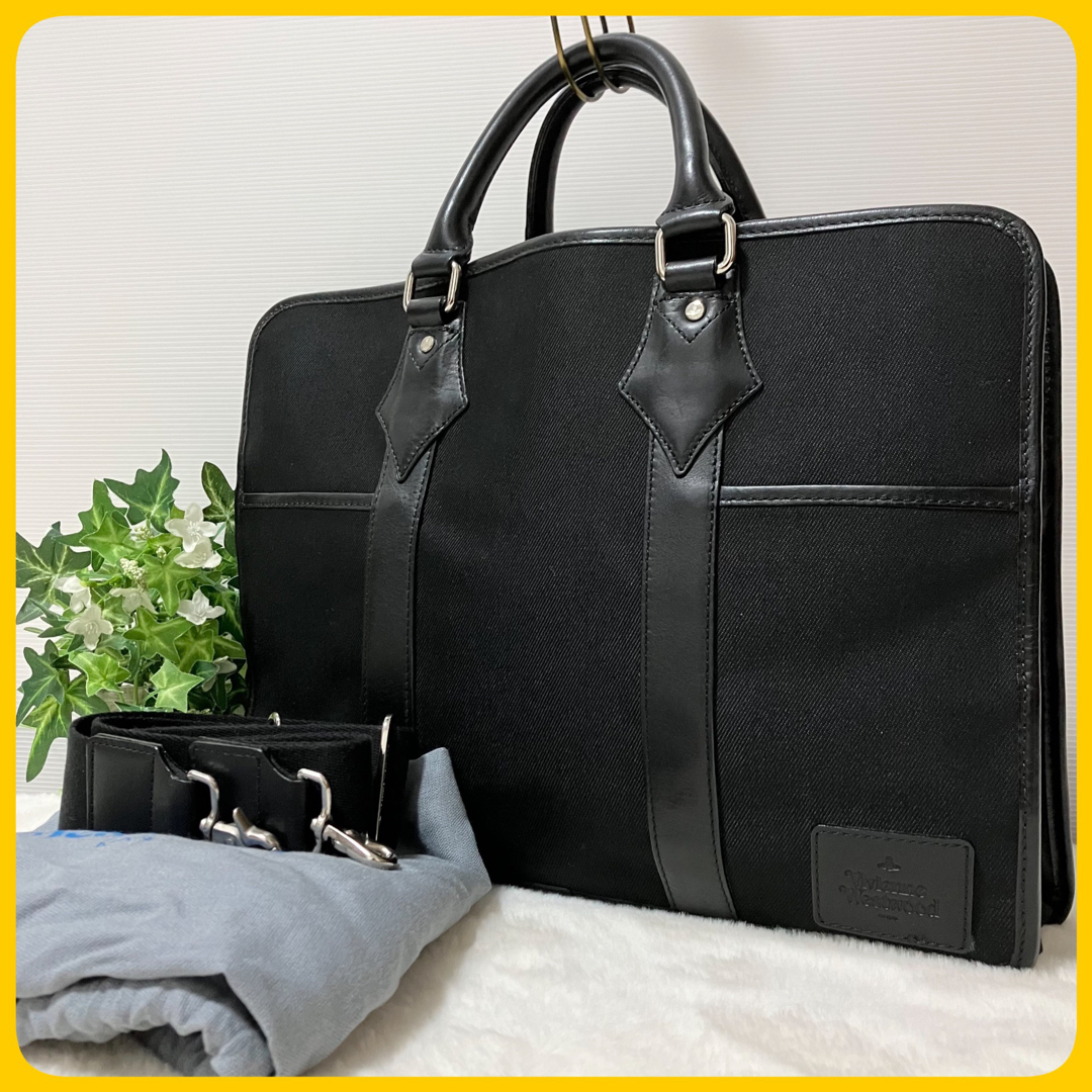 Vivienne Westwood(ヴィヴィアンウエストウッド)の極美品 保存袋付 ヴィヴィアンウエストウッドマン 2way  ビジネスバッグ 黒 メンズのバッグ(ビジネスバッグ)の商品写真