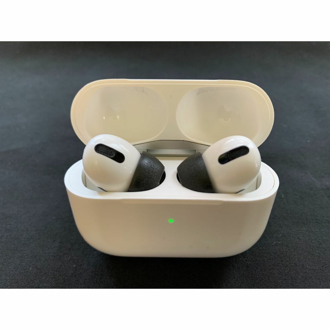 Apple(アップル)のAirpods Pro 第1世代  MLWK3J/A スマホ/家電/カメラのオーディオ機器(ヘッドフォン/イヤフォン)の商品写真