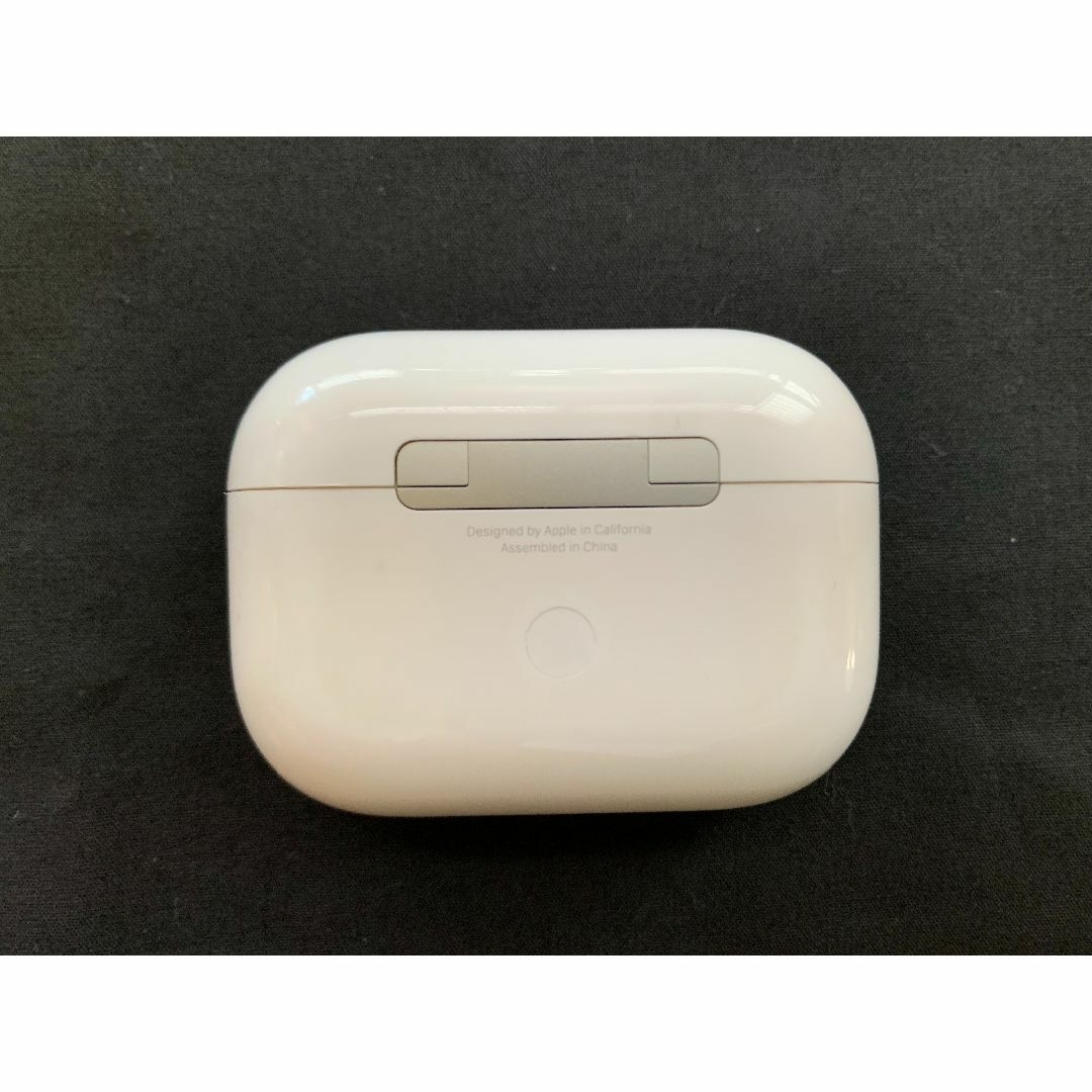 Apple(アップル)のAirpods Pro 第1世代  MLWK3J/A スマホ/家電/カメラのオーディオ機器(ヘッドフォン/イヤフォン)の商品写真