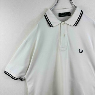 フレッドペリー(FRED PERRY)の大人気　フレッドペリー　ポロシャツ　ビンテージ　半袖　白　紺　42  XL 古着(ポロシャツ)