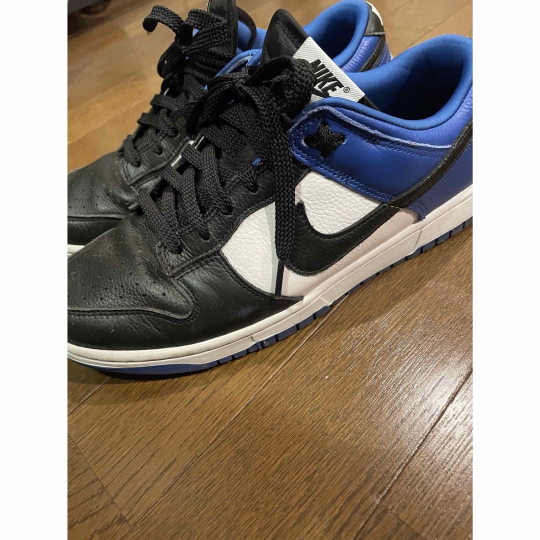 NIKE(ナイキ)のNIKE DUNK LOW    メンズの靴/シューズ(スニーカー)の商品写真