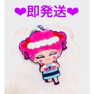 YouTuber‪‪❤︎‬しなこラバーキーホルダー(原宿系インフルエンサー)(キャラクターグッズ)