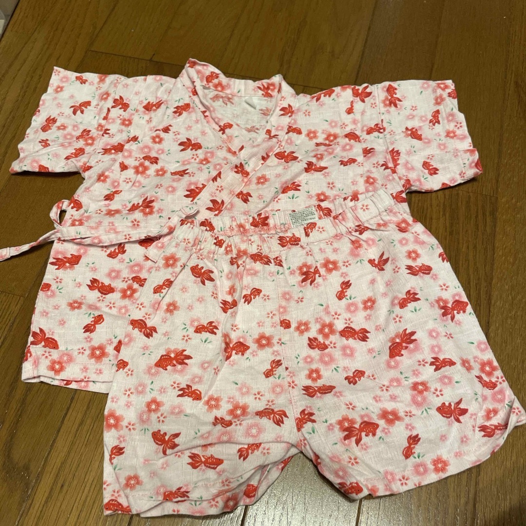 子ども服　浴衣　甚平　90 キッズ/ベビー/マタニティのキッズ服女の子用(90cm~)(甚平/浴衣)の商品写真