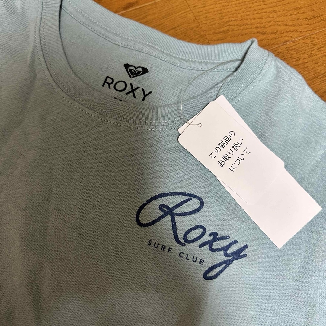 Roxy(ロキシー)の新品タグ付き　ロキシー　ショート丈　半袖Tシャツ レディースのトップス(Tシャツ(半袖/袖なし))の商品写真