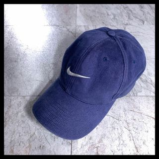 ナイキ(NIKE)の00s 古着 OLD NIKE キャップ 帽子 ネイビー 刺繍 スウッシュロゴ(キャップ)