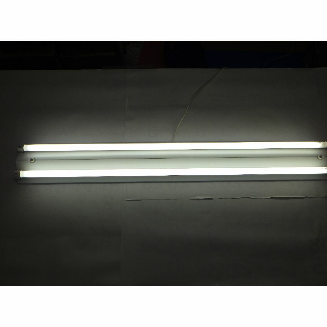 ※1台の価格　未使用品　東芝　LED照明器具　LET-42307-LS9 インテリア/住まい/日用品のライト/照明/LED(天井照明)の商品写真