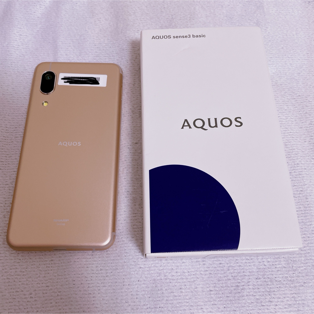 AQUOS(アクオス)のSHARP AQUOS sense3 basic SHV48  本体/箱付き スマホ/家電/カメラのスマートフォン/携帯電話(スマートフォン本体)の商品写真