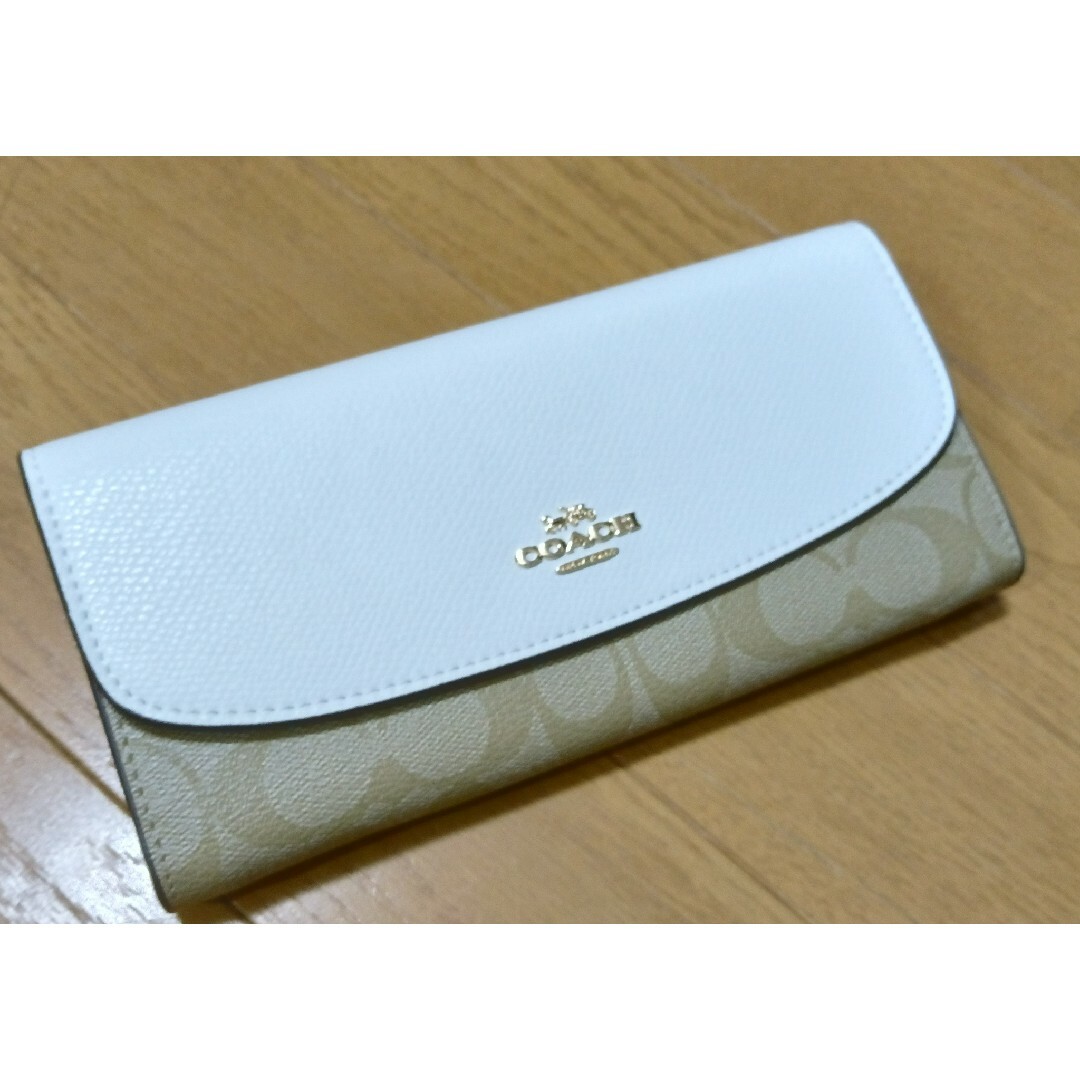 COACH(コーチ)のcoach☆コーチ〜シグネチャー長財布☆かぶせ/極美品☆最終価格 レディースのファッション小物(財布)の商品写真