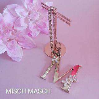 ミッシュマッシュ(MISCH MASCH)のミッシュマッシュ バッグチャーム キーホルダー ゴールド M文字型 花飾りメタル(チャーム)