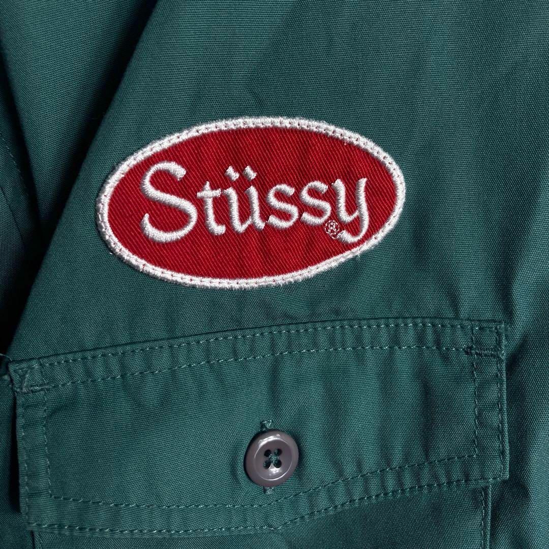 STUSSY(ステューシー)の【美品】ステューシー　刺繍ロゴ　フルジップ　半袖シャツ　ワークシャツ　L メンズのトップス(シャツ)の商品写真