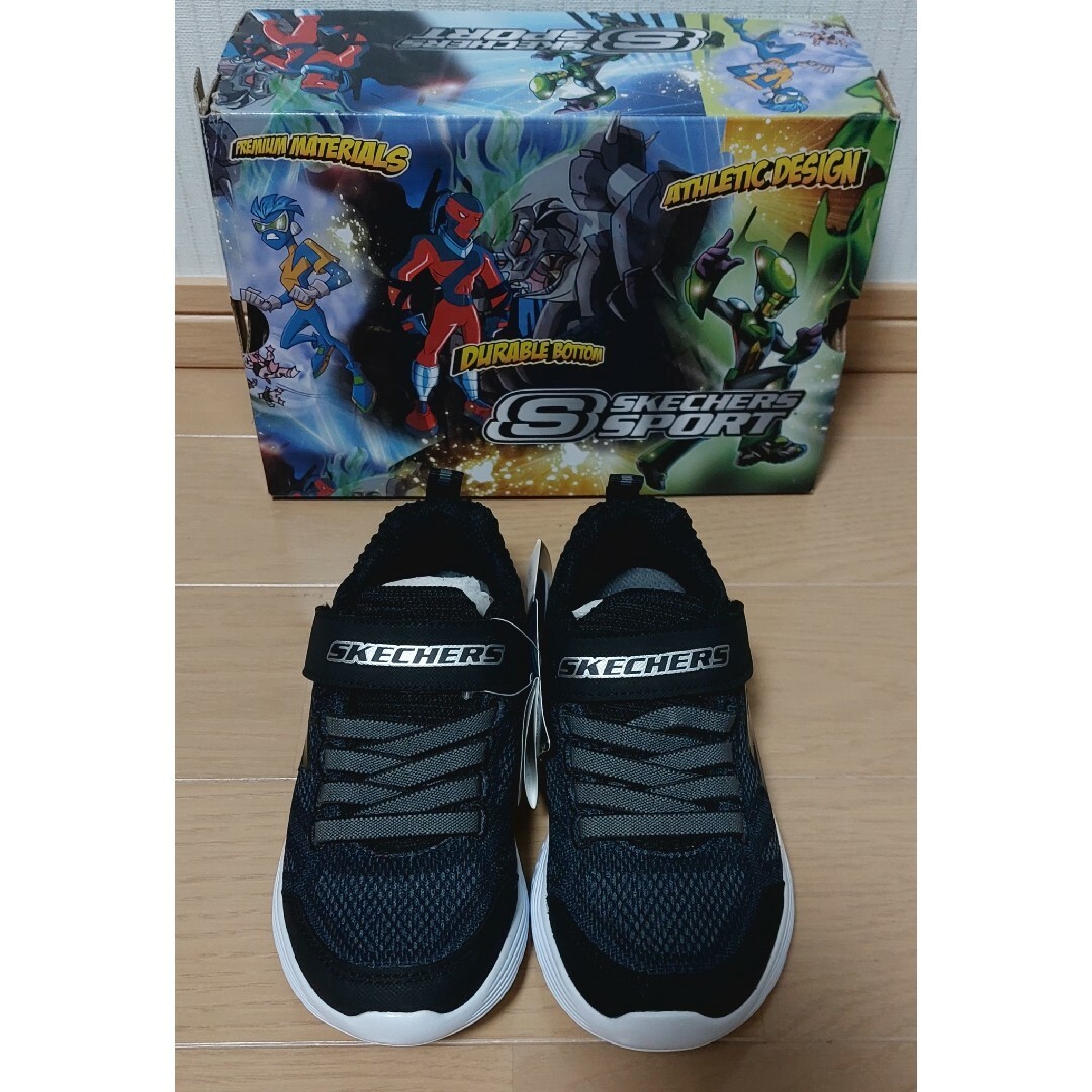 SKECHERS(スケッチャーズ)の【6182】【新品】箱なし17㎝ スケッチャーズ スニーカー キッズ/ベビー/マタニティのキッズ靴/シューズ(15cm~)(スニーカー)の商品写真