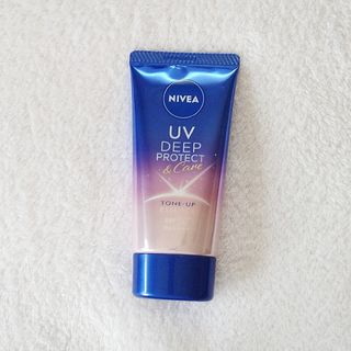 ニベア - ニベアUV トーンアップエッセンス50g