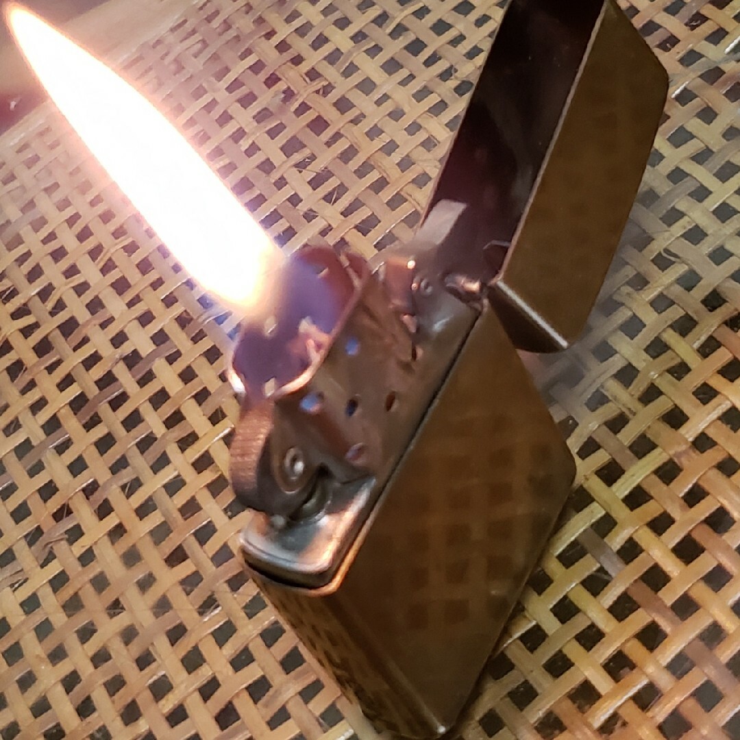 ZIPPO(ジッポー)の送￥0 動作品 ZIPPO ジッポ oil lighter オイルライター 金色 メンズのファッション小物(タバコグッズ)の商品写真