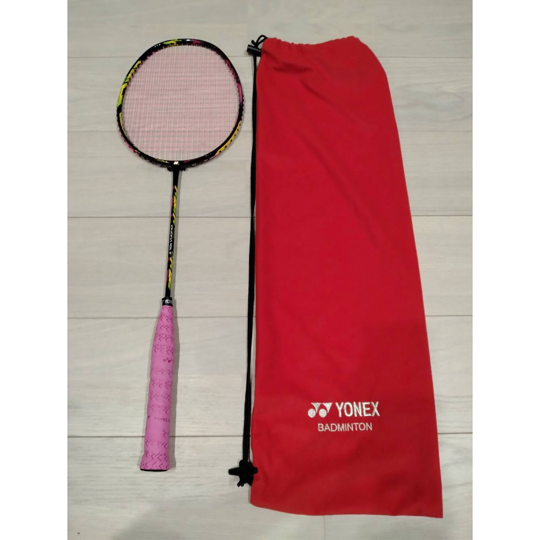 YONEX(ヨネックス)の【バドミントンラケット】DUORA10LT　4UG5【YONEX】 スポーツ/アウトドアのスポーツ/アウトドア その他(バドミントン)の商品写真