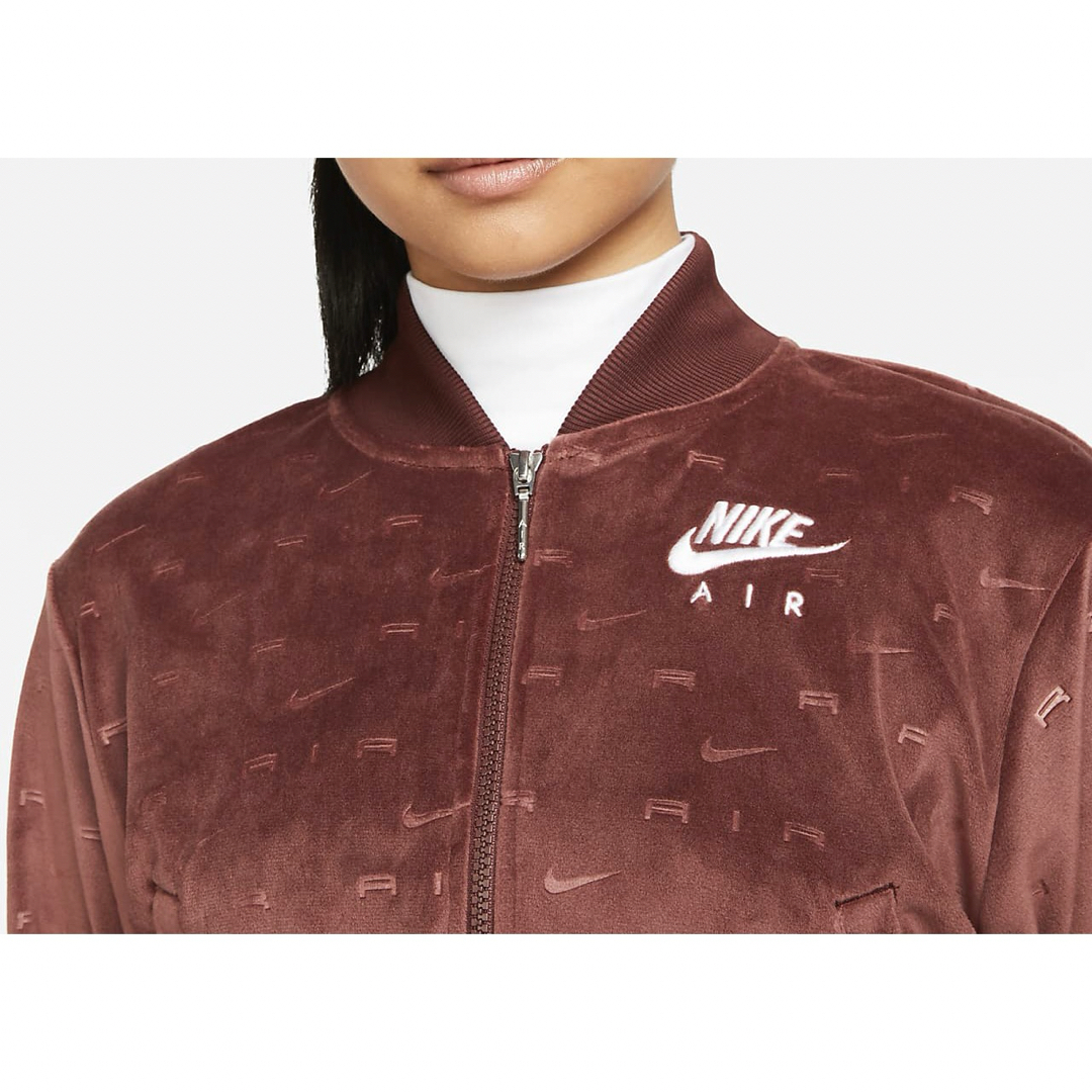 NIKE(ナイキ)の【新品】NIKE ナイキエア ウィメンズ 上下セットアップ レディースのジャケット/アウター(その他)の商品写真