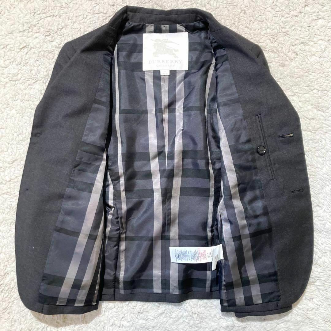 BURBERRY(バーバリー)の【極美品】バーバリー フォーマル グレー 総裏 ノバチェック 3点セット 8Y キッズ/ベビー/マタニティのキッズ服男の子用(90cm~)(ドレス/フォーマル)の商品写真