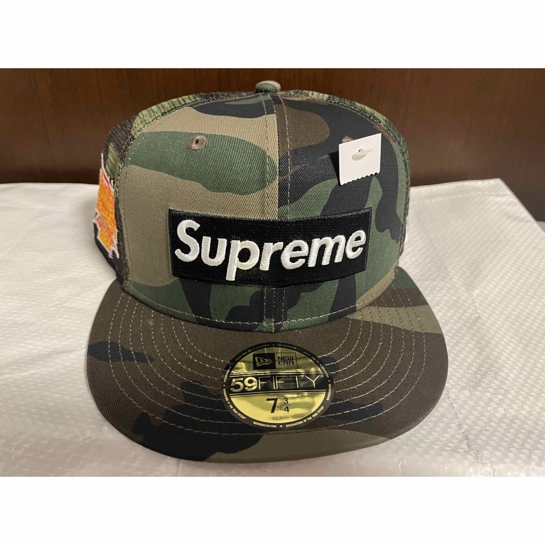 Supreme(シュプリーム)の【里吉様専用】 Box Logo Mesh Back New Era 7 3/4 メンズの帽子(キャップ)の商品写真