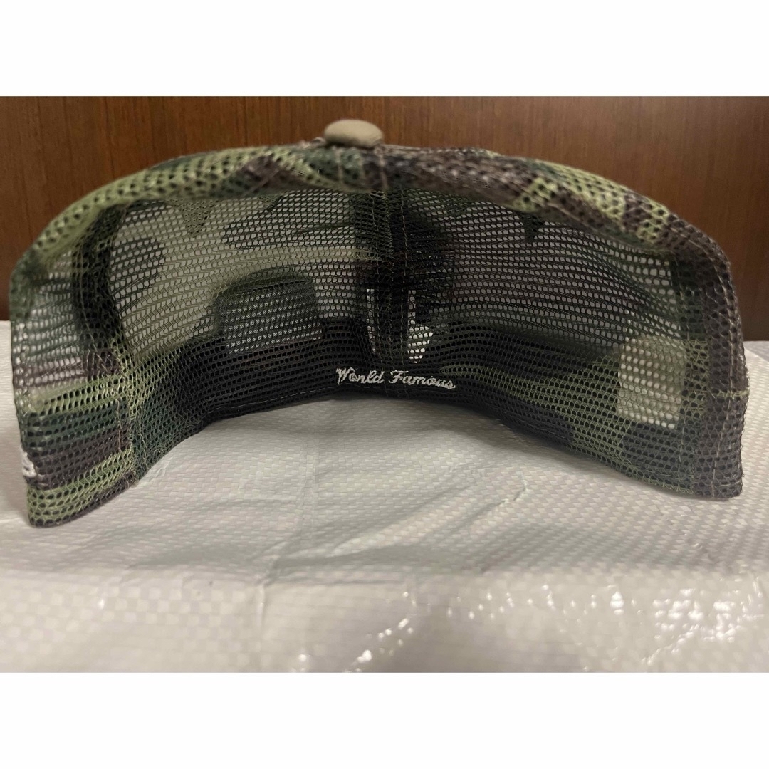 Supreme(シュプリーム)の【里吉様専用】 Box Logo Mesh Back New Era 7 3/4 メンズの帽子(キャップ)の商品写真