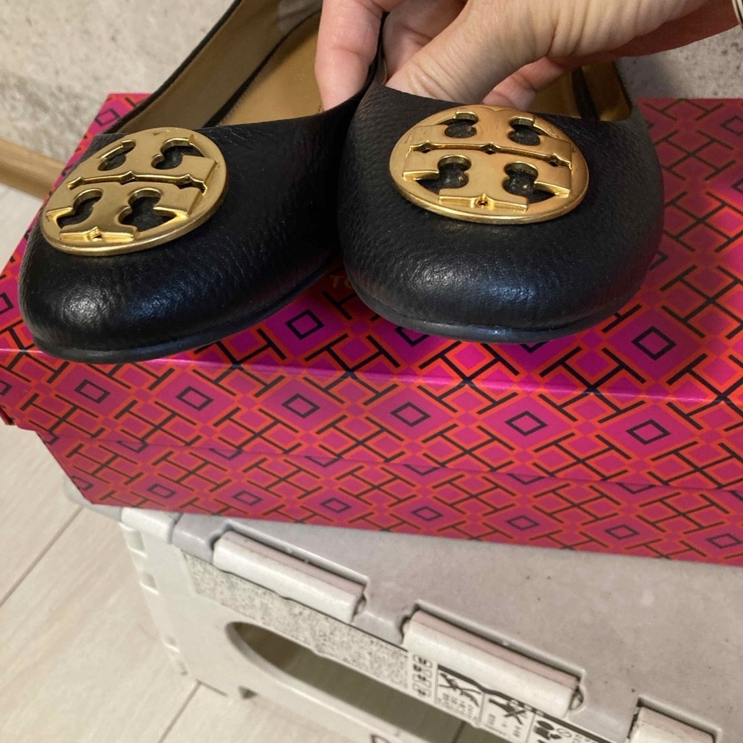 Tory Burch(トリーバーチ)のトリバーチ　シューズ　黒 レディースの靴/シューズ(バレエシューズ)の商品写真