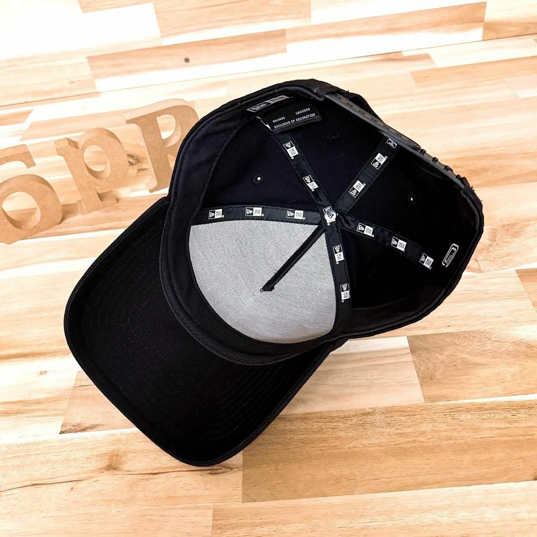 NEW ERA(ニューエラー)の稀少/廃番【ニューエラ×ジャイアンツ】GIANTS ブラック ロゴ キャップ 黒 メンズの帽子(キャップ)の商品写真