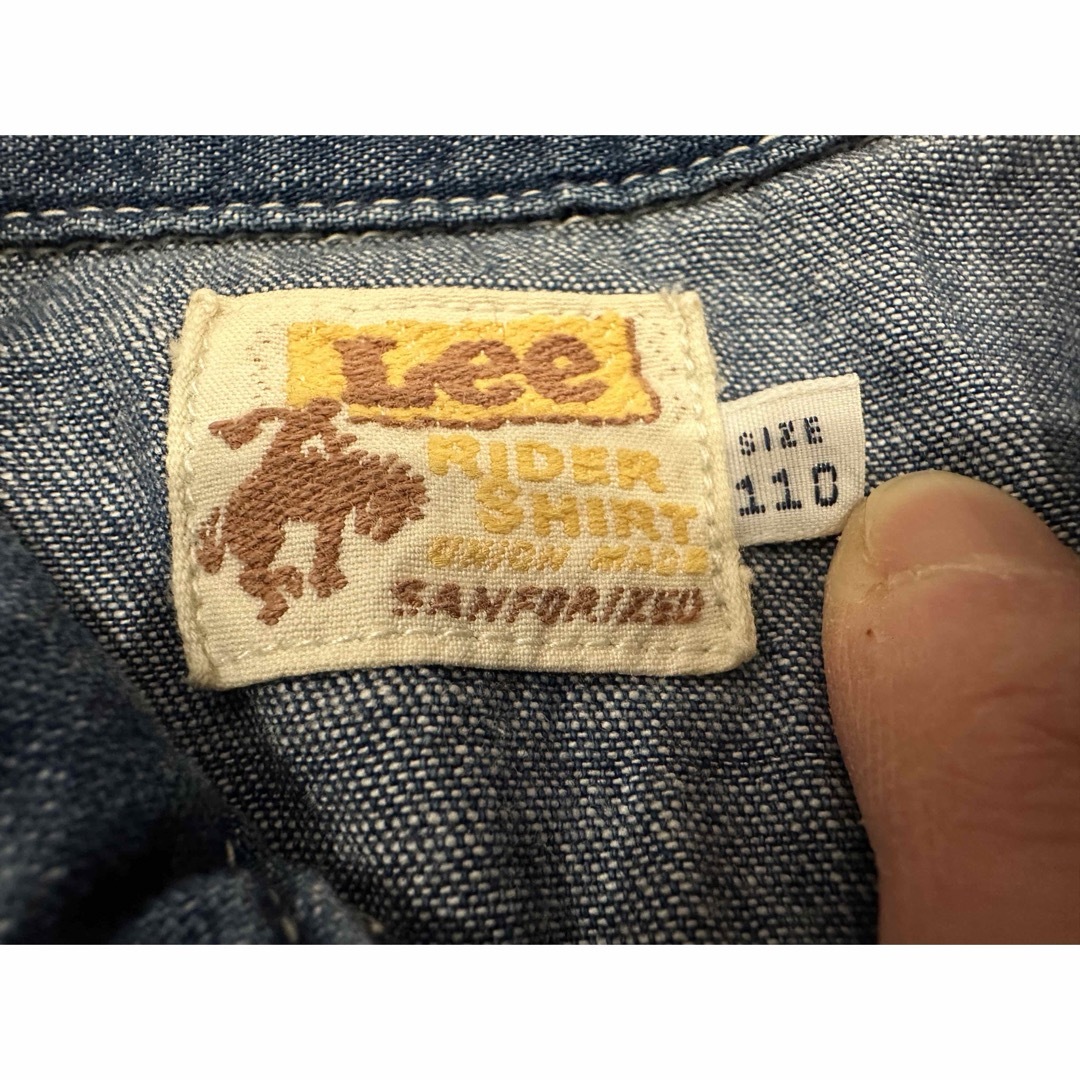 Lee(リー)のLeeデニムシャツ110 キッズ/ベビー/マタニティのキッズ服女の子用(90cm~)(Tシャツ/カットソー)の商品写真