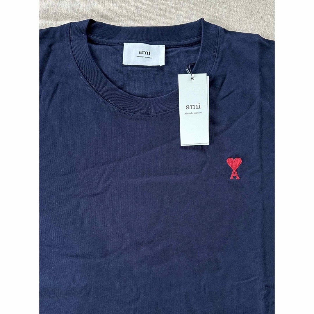 Maison Martin Margiela(マルタンマルジェラ)の濃紺XXL新品 AMI Paris アミ グラフィック Tシャツ ナイトネイビー メンズのトップス(Tシャツ/カットソー(半袖/袖なし))の商品写真