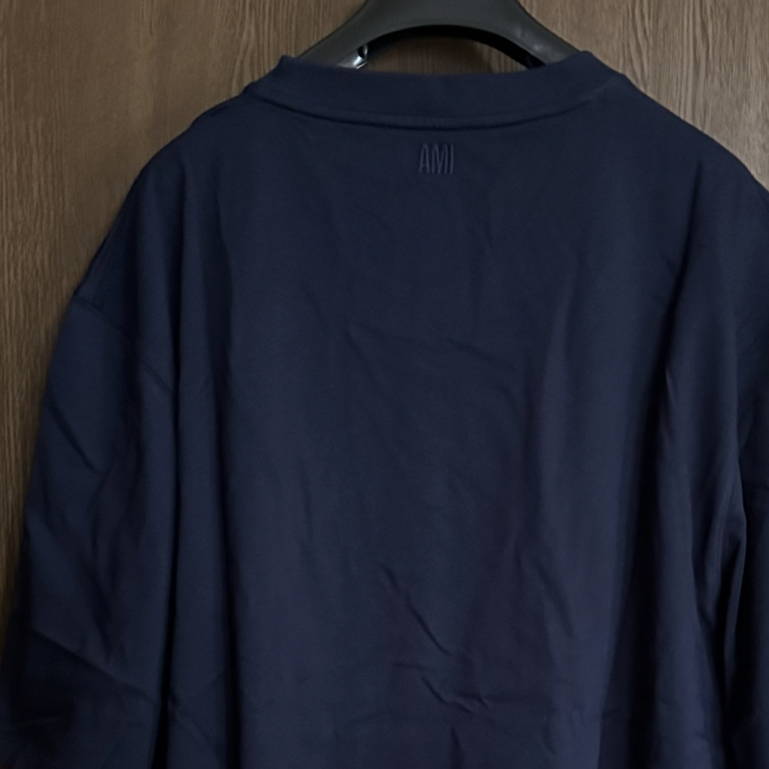 Maison Martin Margiela(マルタンマルジェラ)の濃紺XXL新品 AMI Paris アミ グラフィック Tシャツ ナイトネイビー メンズのトップス(Tシャツ/カットソー(半袖/袖なし))の商品写真