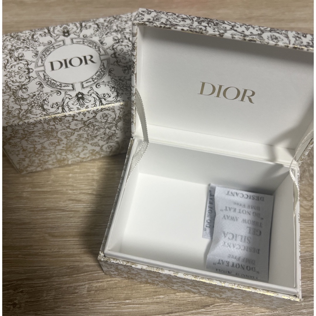 Dior(ディオール)のDior プラチナ会員 ノベルティ ジュエリーBOX インテリア/住まい/日用品のインテリア小物(小物入れ)の商品写真