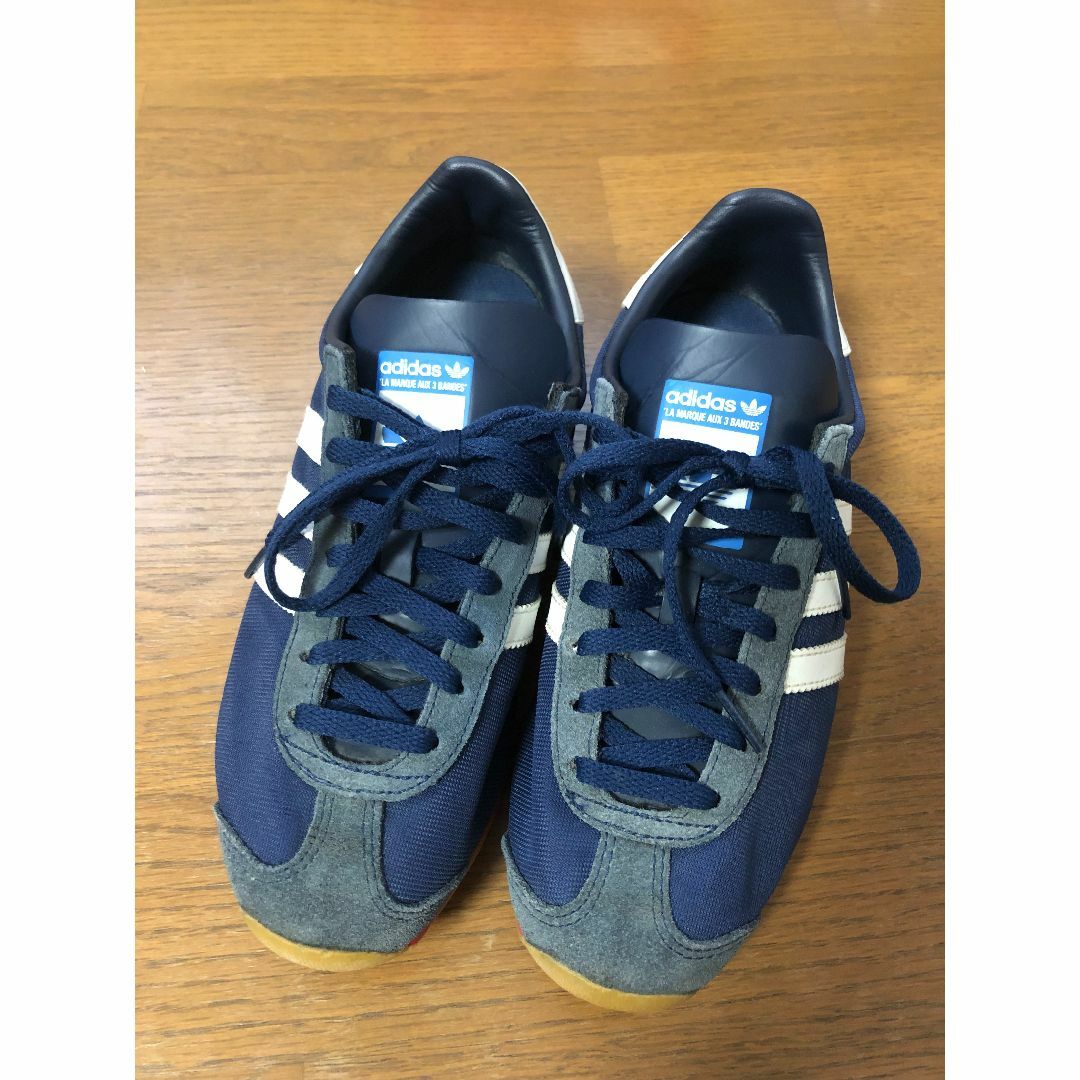 adidas(アディダス)の【ADIDAS/アディダス】COUNTRY OG：スニーカー　24.0 レディースの靴/シューズ(スニーカー)の商品写真