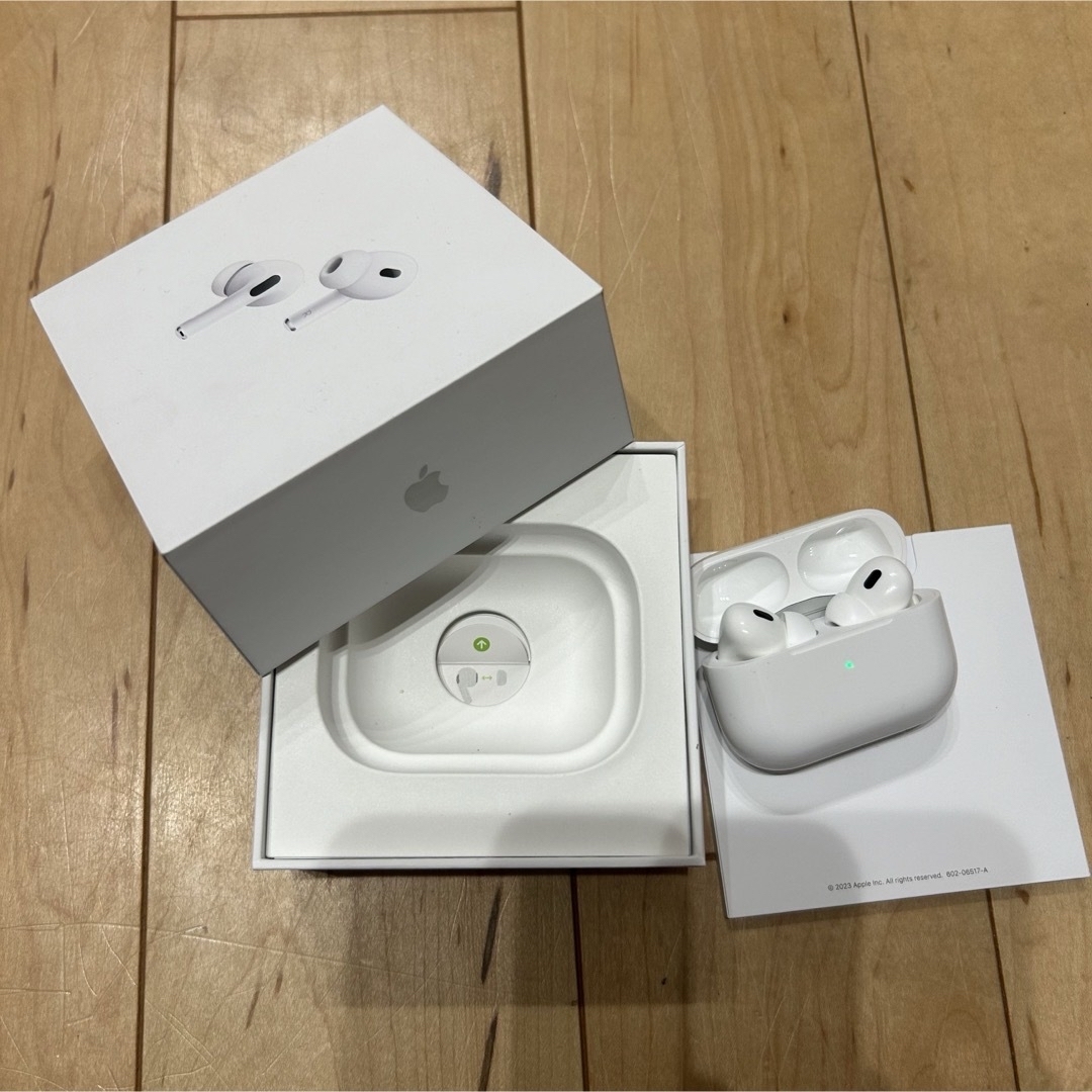 AirPods pro スマホ/家電/カメラのオーディオ機器(ヘッドフォン/イヤフォン)の商品写真