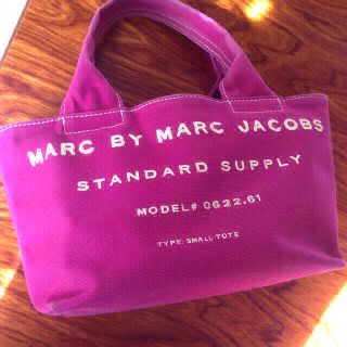 マークバイマークジェイコブス(MARC BY MARC JACOBS)の【送料込み】マークのトートバッグ(トートバッグ)