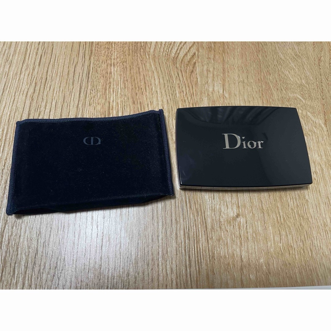 Dior(ディオール)のDIOR ディオール　ファンデーション コスメ/美容のベースメイク/化粧品(ファンデーション)の商品写真