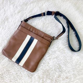 コーチ(COACH)の✨極美品✨COACH F54193 ショルダーバッグ チャールズ ヴァーシティ(ショルダーバッグ)