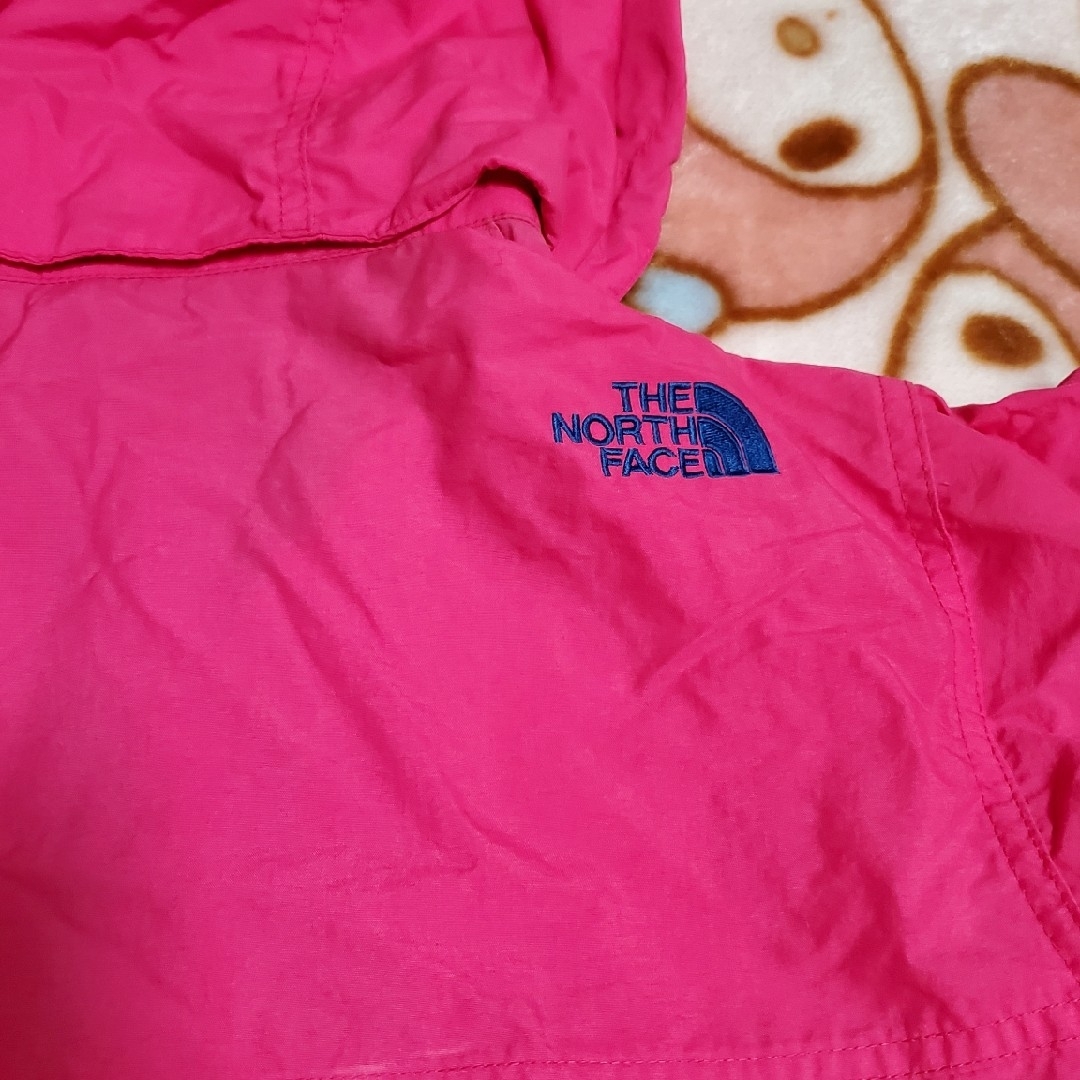 THE NORTH FACE(ザノースフェイス)のノースフェイス　キッズ　140　マウンテンパーカー キッズ/ベビー/マタニティのキッズ服女の子用(90cm~)(ジャケット/上着)の商品写真