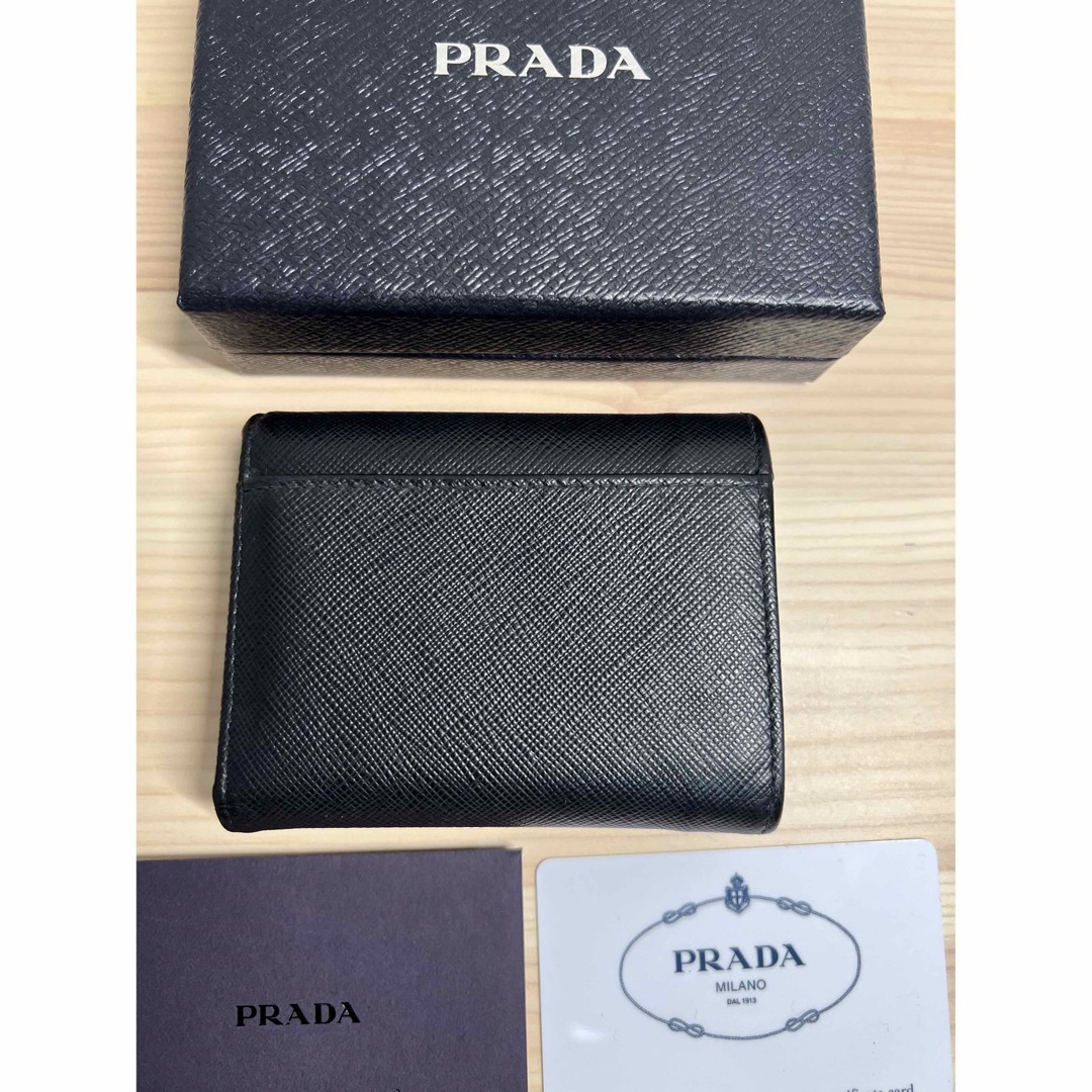 PRADA(プラダ)の美品 PRADA プラダ 財布 ミニ財布 三つ折財布 サフィアーノ マルチカラー レディースのファッション小物(財布)の商品写真