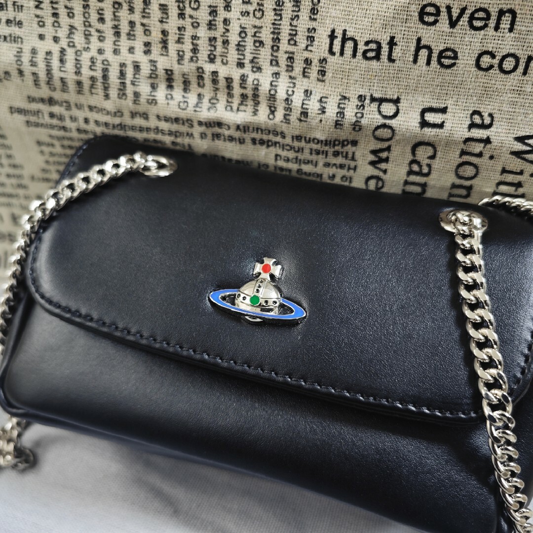 Vivienne Westwood(ヴィヴィアンウエストウッド)のVivienne Westwood ショルダーバッグ ブラック レディースのバッグ(ショルダーバッグ)の商品写真