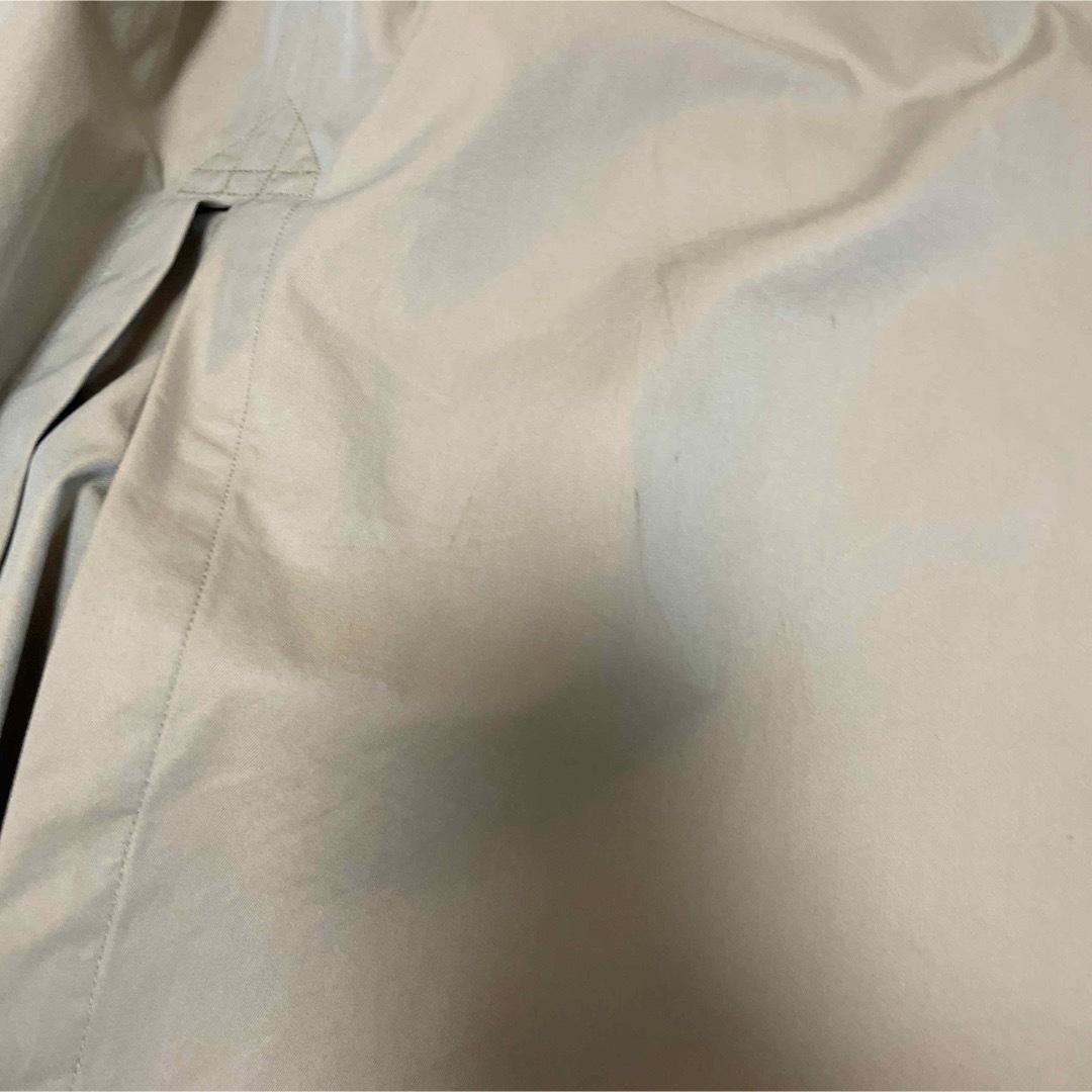 UNIQLO(ユニクロ)のユニクロユー　トレンチコート　カーキ レディースのジャケット/アウター(トレンチコート)の商品写真