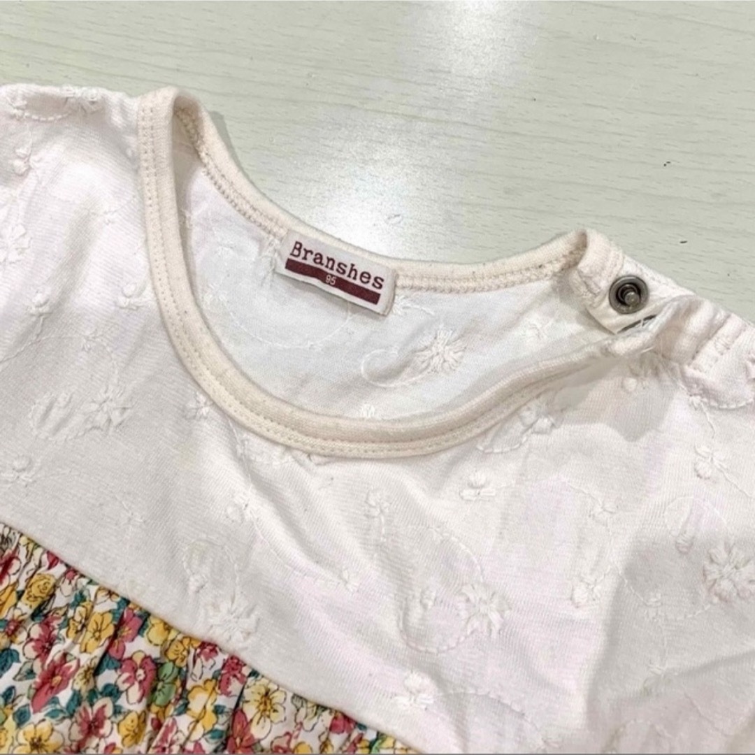 Branshes(ブランシェス)の小花柄ふんわりTシャツ　ブランシェス　サイズ95 キッズ/ベビー/マタニティのキッズ服女の子用(90cm~)(Tシャツ/カットソー)の商品写真