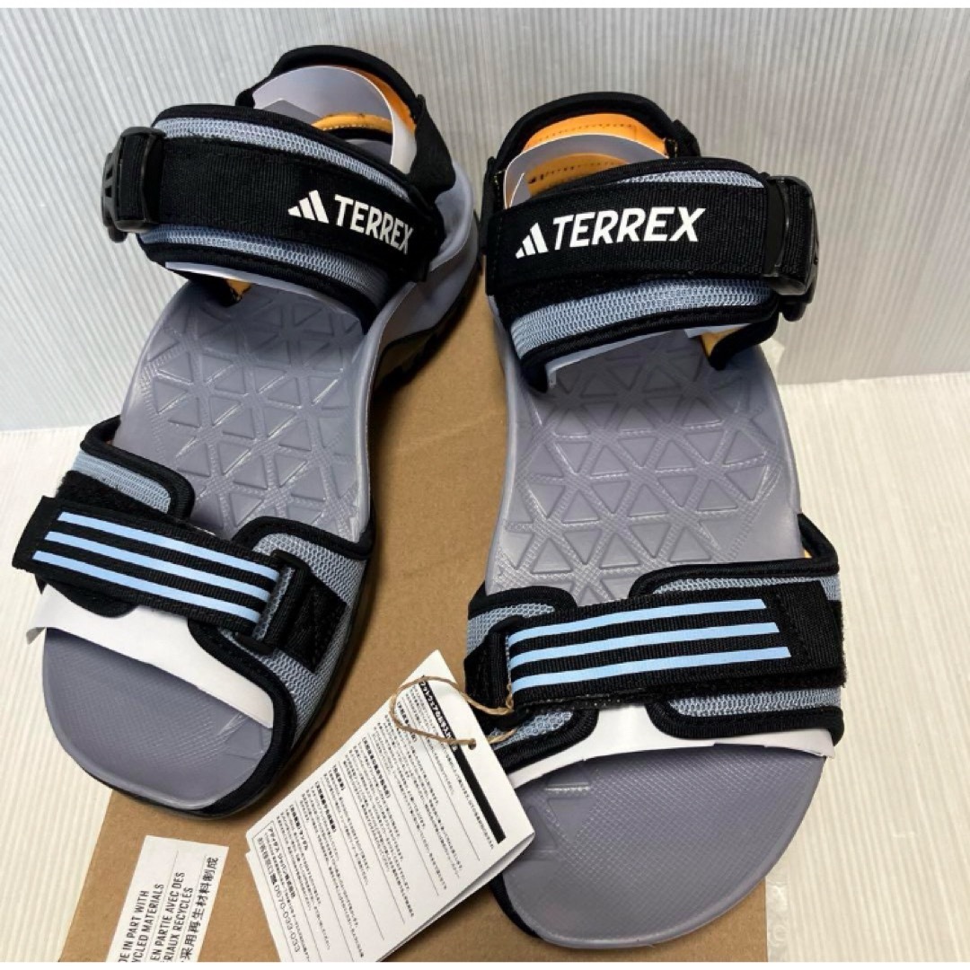 adidas(アディダス)の送料無料 新品 adidas TERREX CYPREX ULTRA DLX スポーツ/アウトドアのアウトドア(登山用品)の商品写真