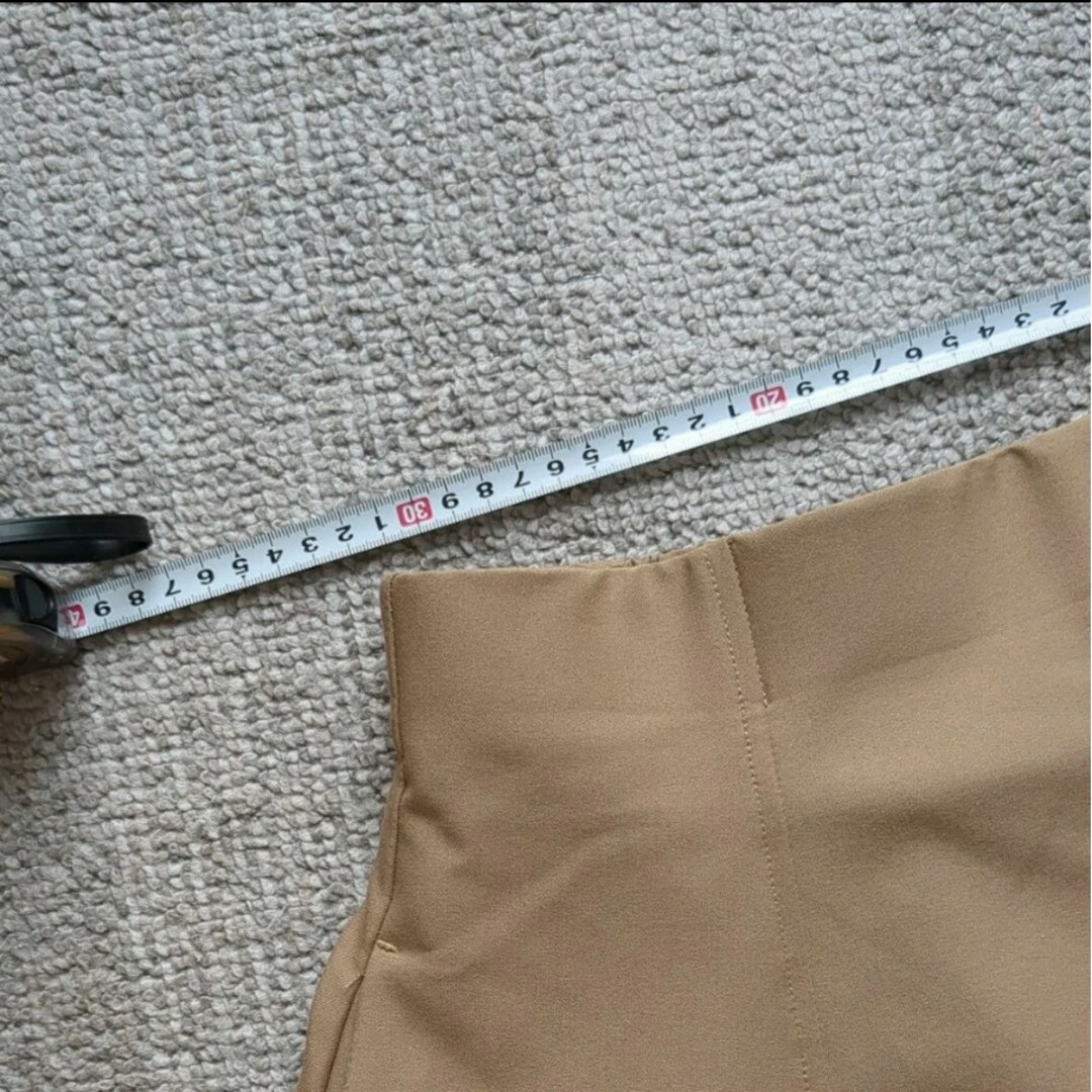 ViS(ヴィス)のМ　38 ロングスカート　ベージュ　Aライン　フレア　VIS　ビス レディースのスカート(ロングスカート)の商品写真