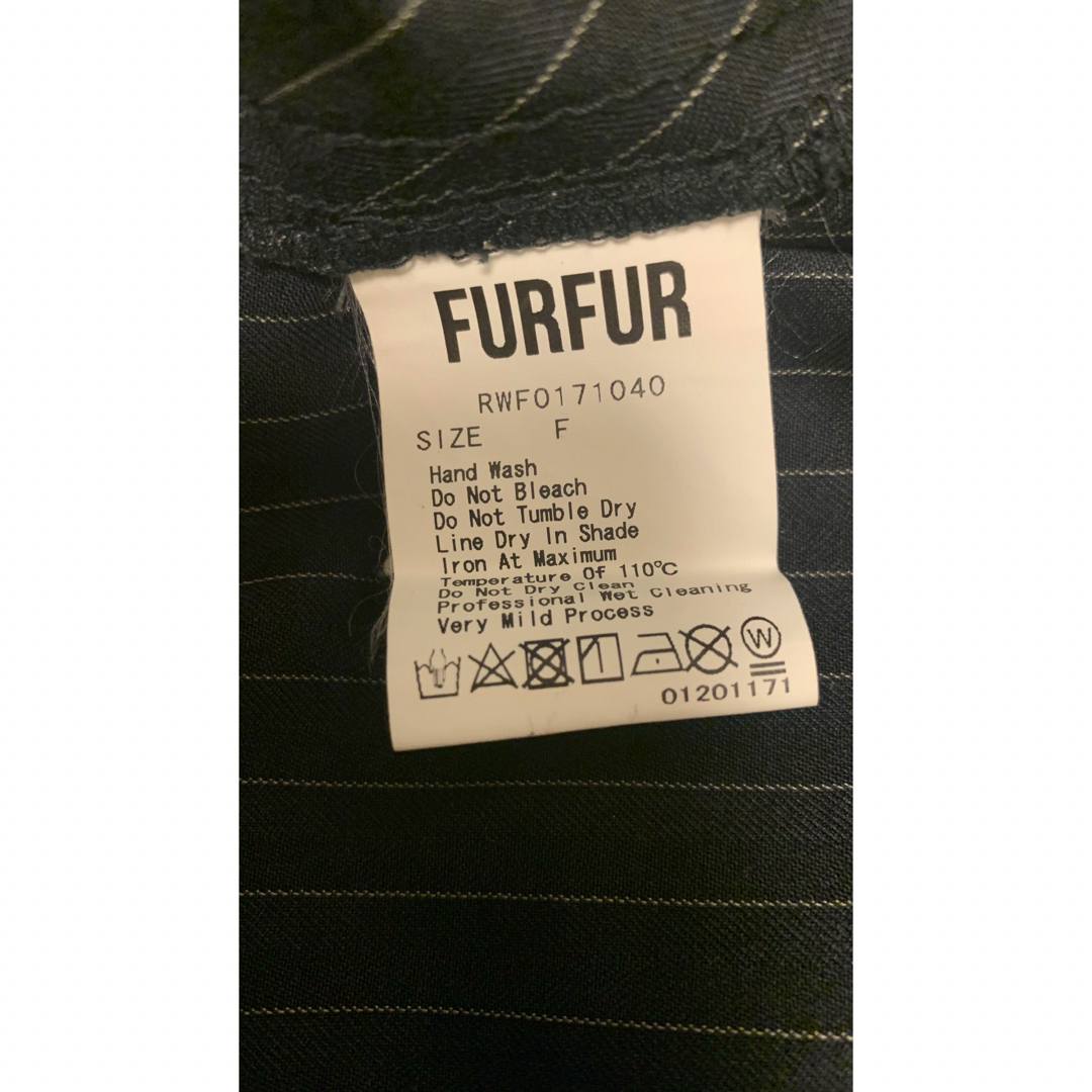fur fur(ファーファー)の本日限定価格！ FURFUR  可愛い デニム ドッキングワンピース  レディースのワンピース(ひざ丈ワンピース)の商品写真