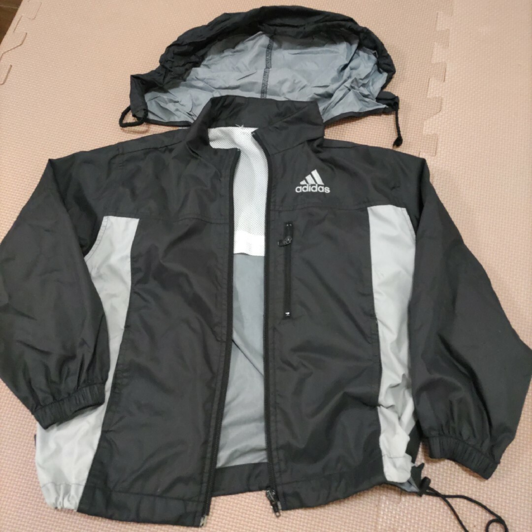 adidas(アディダス)の5/31削除 キッズ/ベビー/マタニティのキッズ服男の子用(90cm~)(ジャケット/上着)の商品写真