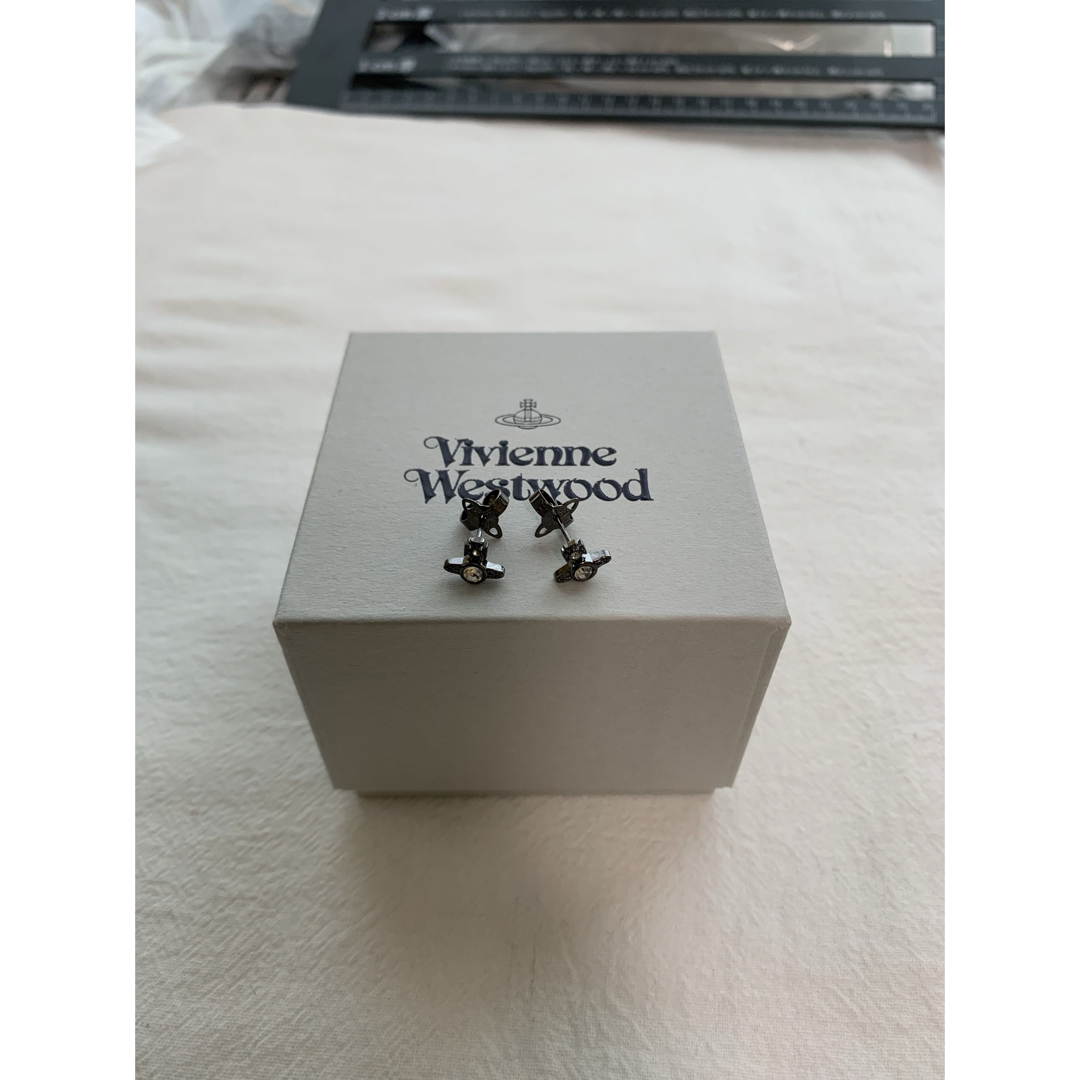 Vivienne Westwood(ヴィヴィアンウエストウッド)のVVP004S1ヴィヴィアンウエストウッド　ピアス レディースのアクセサリー(ピアス)の商品写真