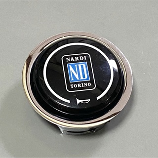 NARDI ナルディ製　車検対応　ホーンボタン　状態良好◎(汎用パーツ)